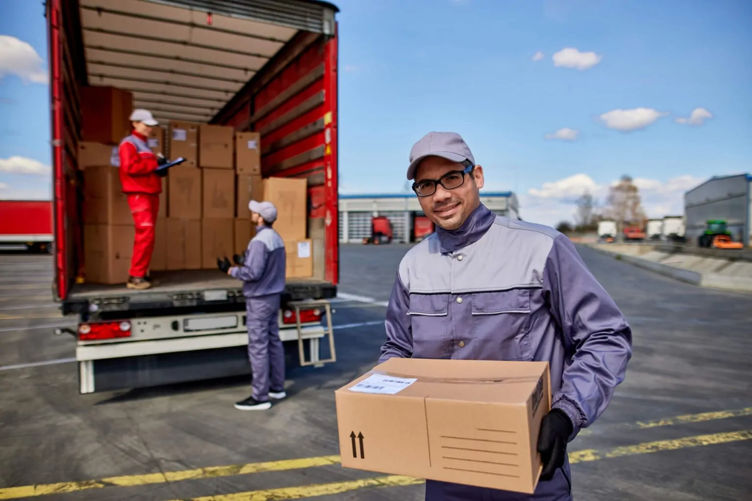 crystal-logistics-services.com